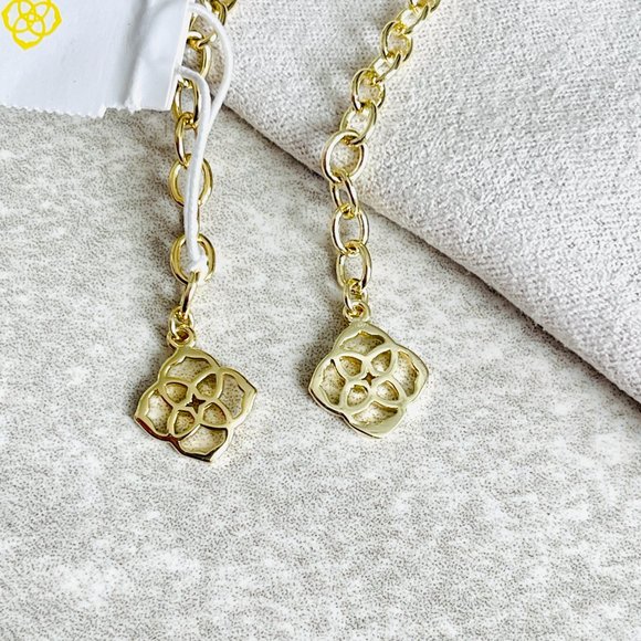 KENDRA SCOTT Kyla Flower Gold Pendant Necklace in Raspberry MOP - DO NOT BUY! - Picture 6 of 14